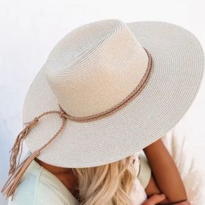 TRAVEL COMPANION BRAIDED TASSEL HAT - IVORY - NEW